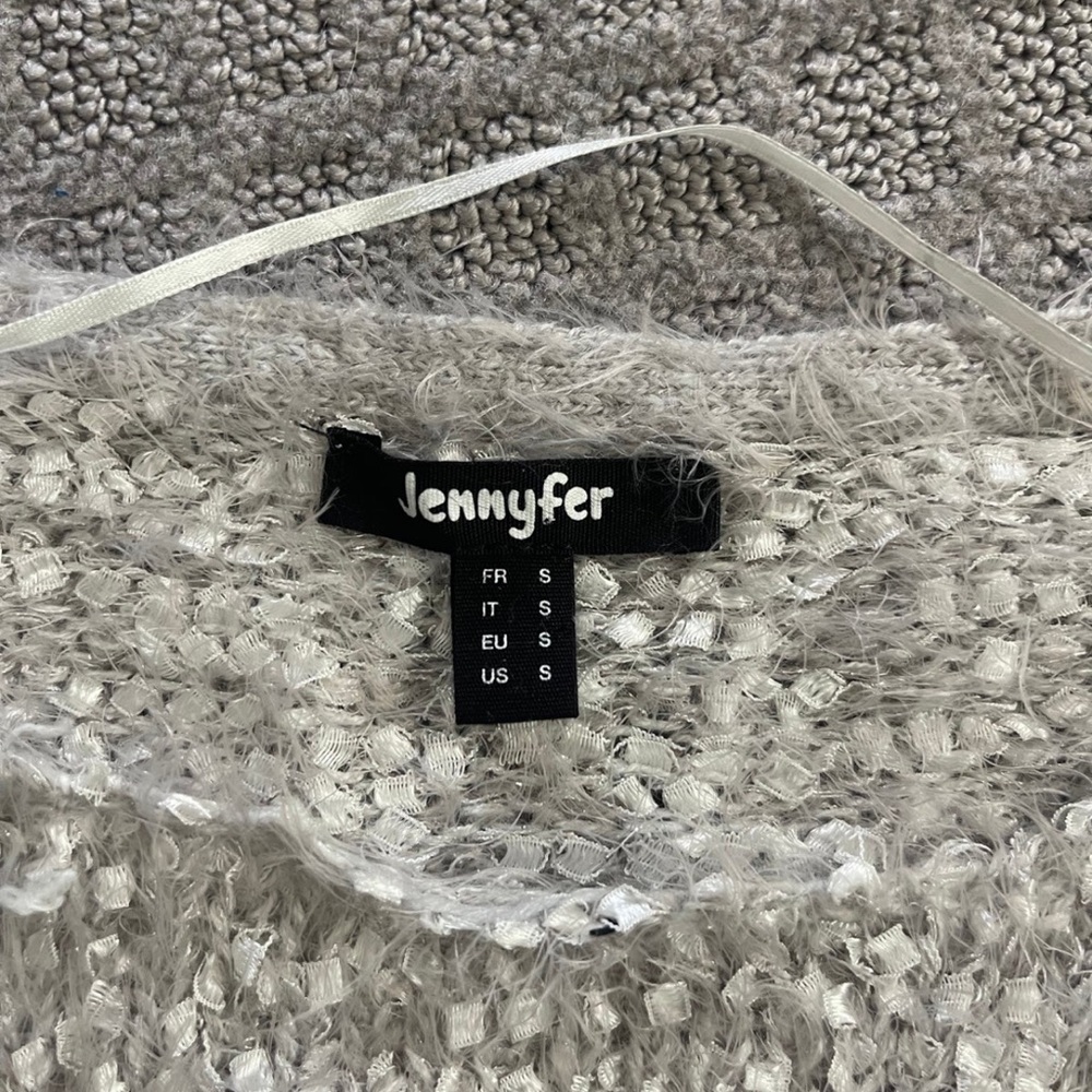 Sweater - Picture 2 of 4